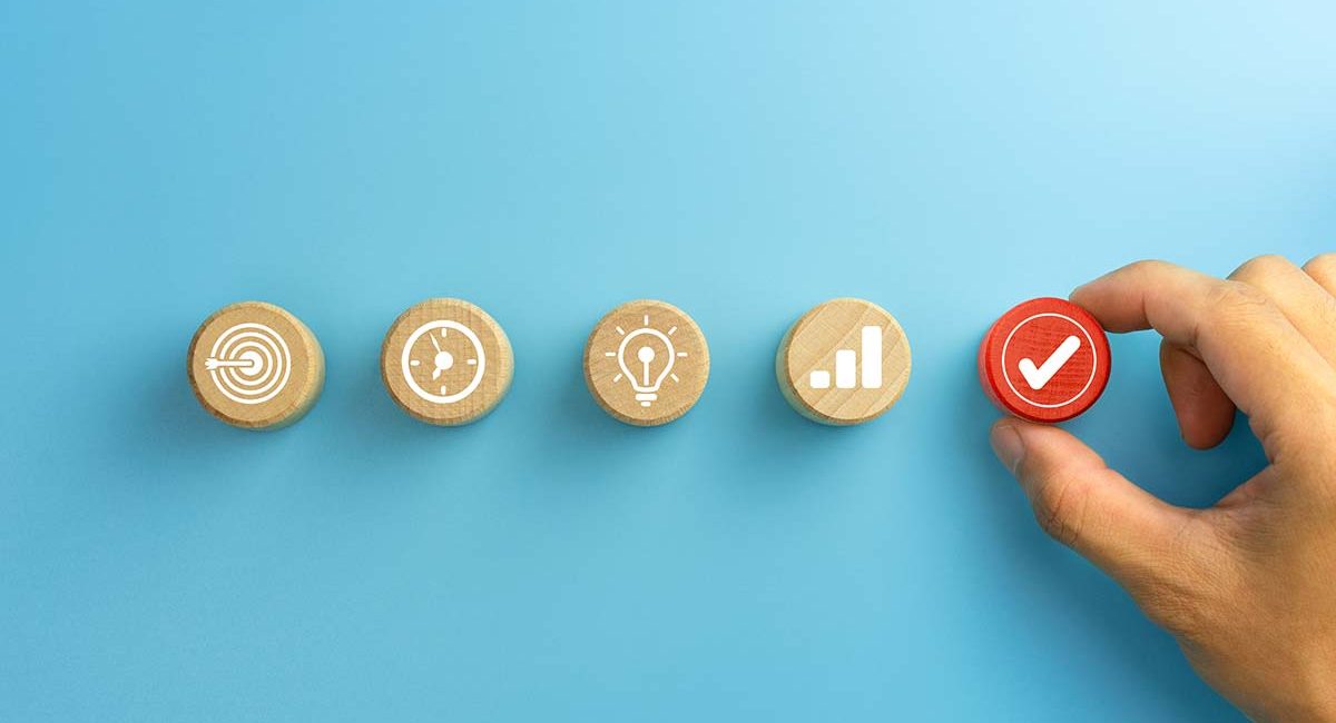 Steps represented by icons, showcasing the stages when selling your small business